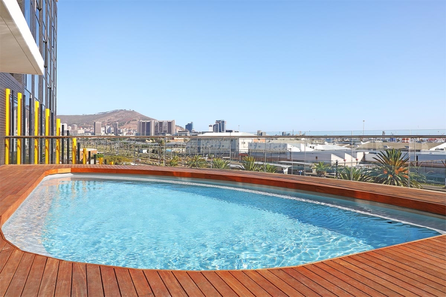 2 Bedroom Property for Sale in Woodstock Western Cape